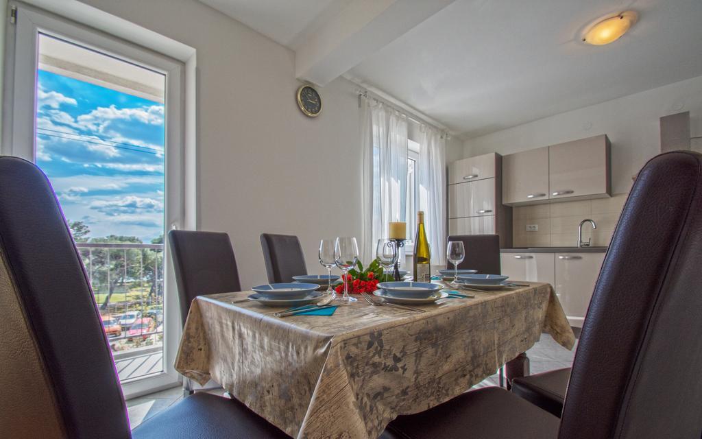 Apartment Marty Crikvenica Buitenkant foto