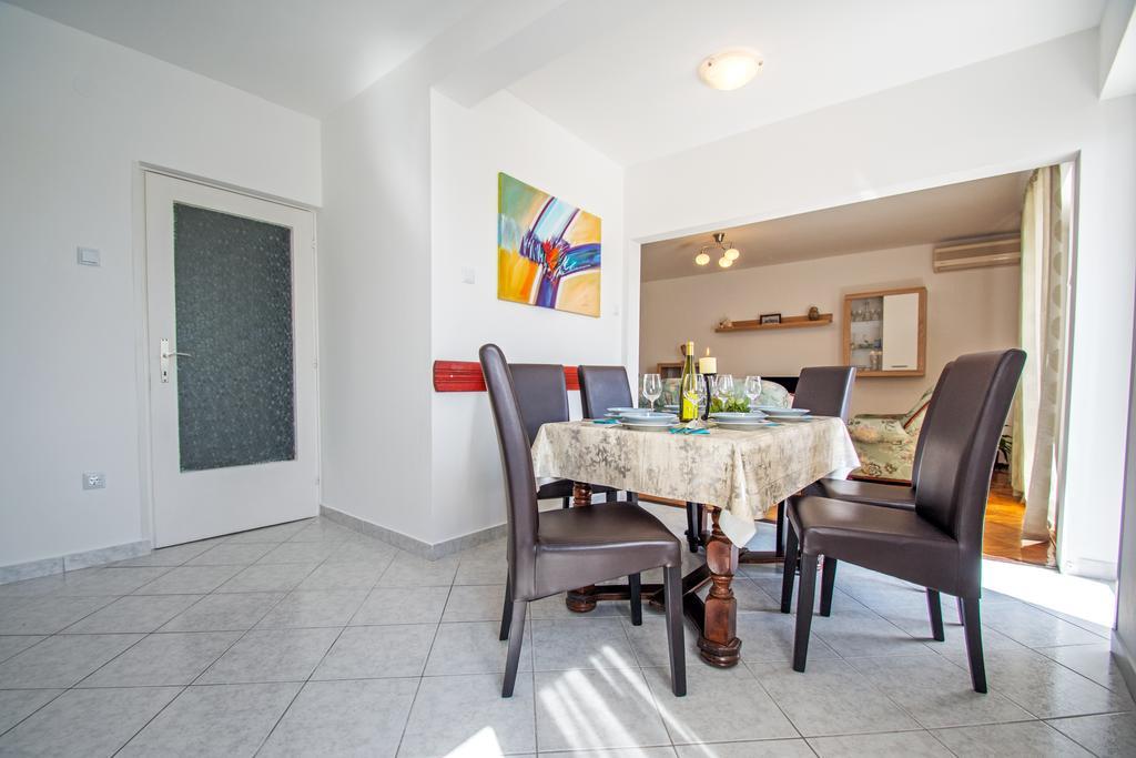 Apartment Marty Crikvenica Buitenkant foto