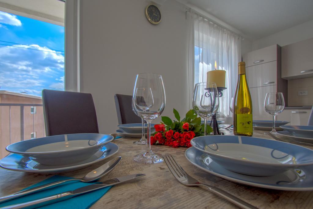 Apartment Marty Crikvenica Buitenkant foto
