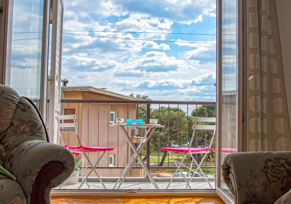 Apartment Marty Crikvenica Buitenkant foto
